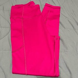 Victoria's Secret Essential Studio 7/8 Leggings. Size 10